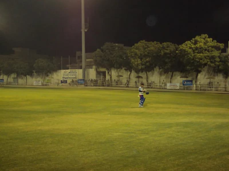 4th APMF FINAL MATCH B/W Vanthali & Bantva Memon Association 2010